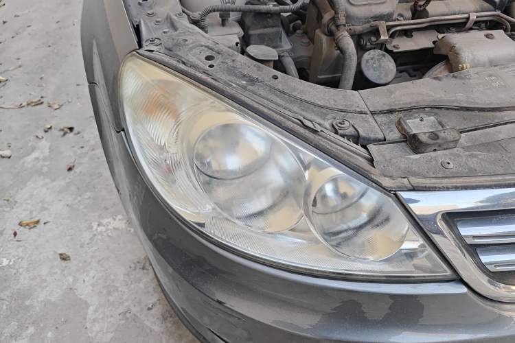 Used Volkswagen Lavida 2011 1.4 TSI DSG Prestige Edition Right Front Headlight