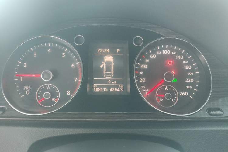 Used Volkswagen Magotan 2012 1.8TSI Prestige Model Instrument Cluster