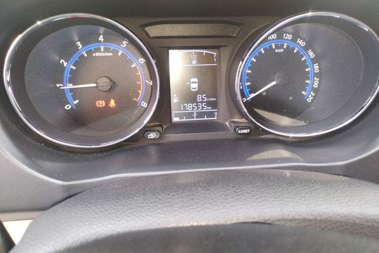 Used FORTHING S500 2016 1.6L Manual Luxury Edition