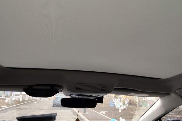 Used Volkswagen ID.6 CROZZ 2021 Long-Range PRO Edition Headliner