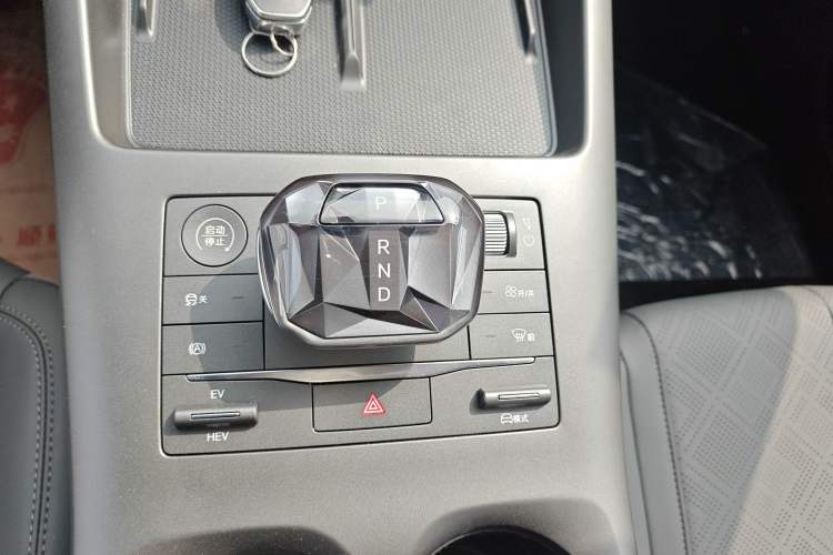 Used BYD Qin PLUS 2025 DM-i Smart Drive 55KM Leading Model
