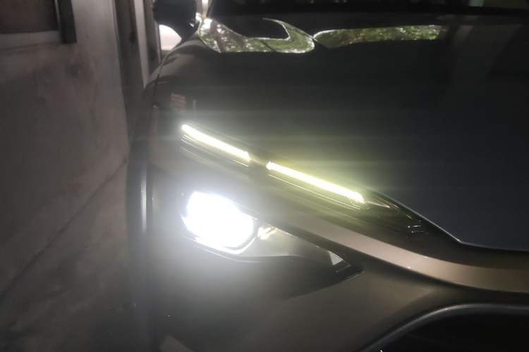 Used Nio ES8 2018 Founder Edition Right Front Headlight