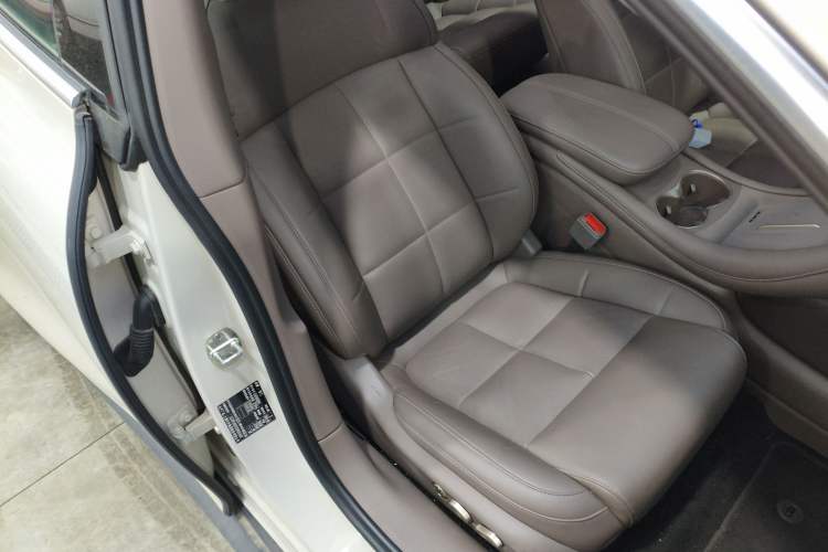 Used IM L6 2025 Ultra Model
