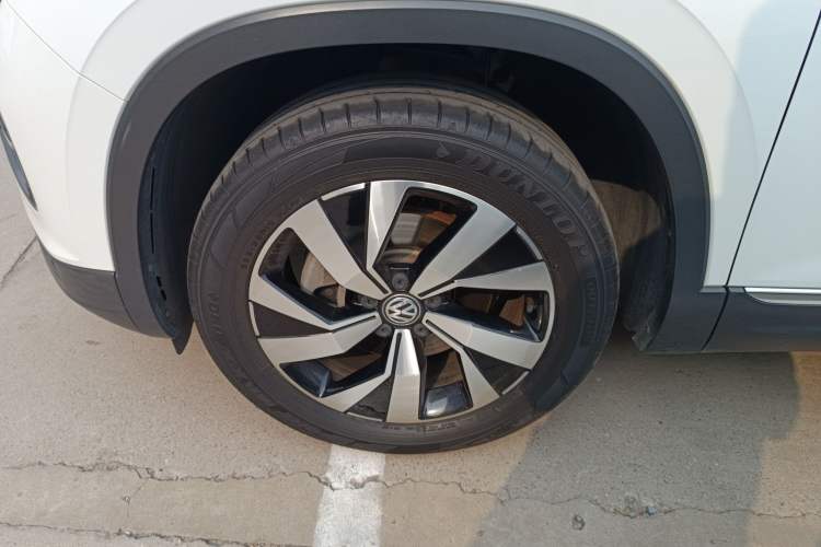 Used Volkswagen Tayron 2020 330TSI Two-Wheel Drive Luxury Smart Connectivity Version
