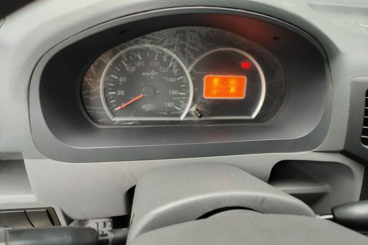 Used BAIC Weiwang 306 2011 1.3L Comfort version 7 seats