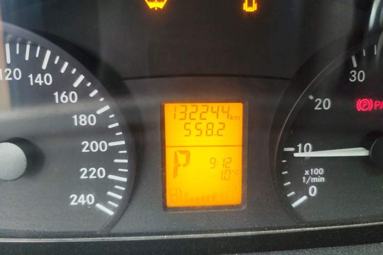 Used Mercedes-Benz Vito 2013 3.0L Business Edition