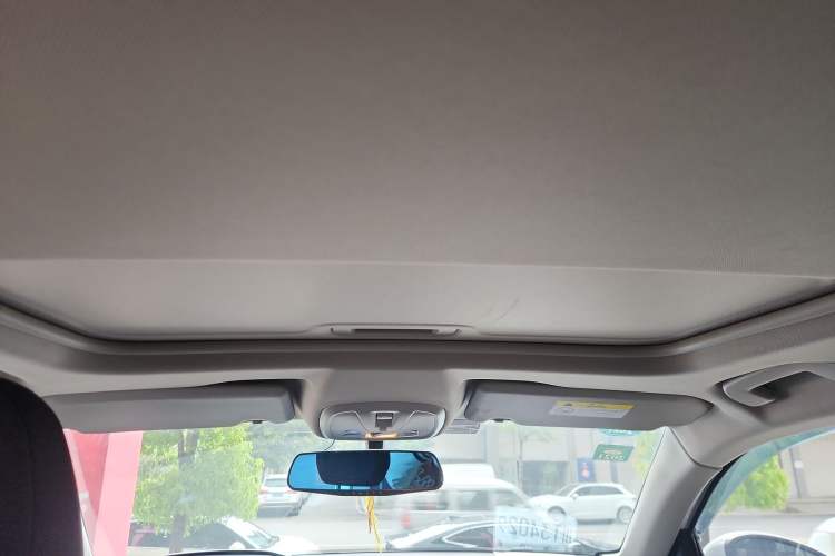 Used Peugeot 308 2019 1.6L Automatic Luxury Version China V Standard Headliner