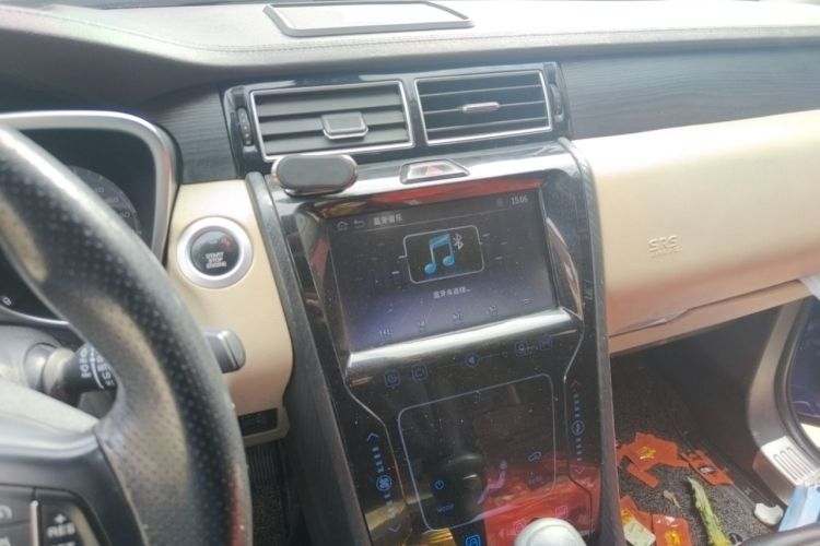 Used JMC Yusheng S330 2016 1.5L GTDi Automatic Two-Wheel Drive Flagship Edition Audio And AC Panel