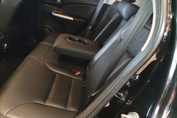 Used Honda CR-V 2015 2.4L four-wheel drive luxury version
