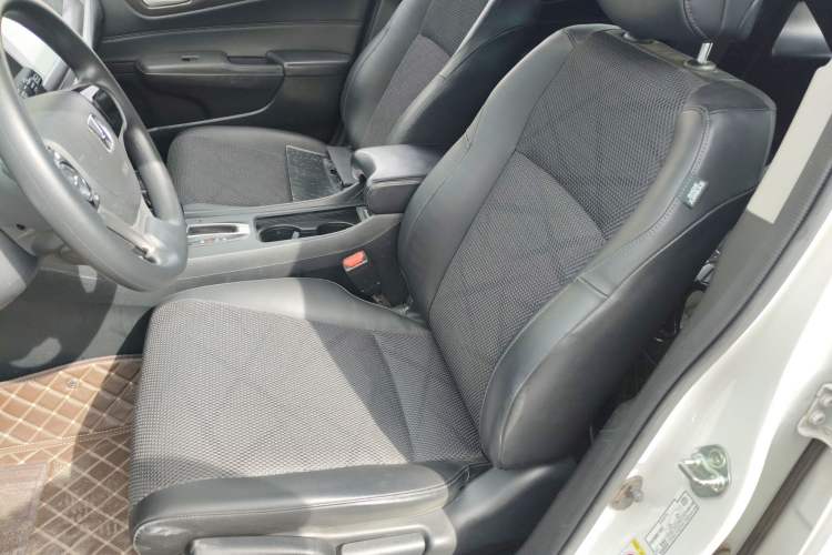 Used Honda Jade 2016 1.8L Automatic Comfort Version 5 Seats
