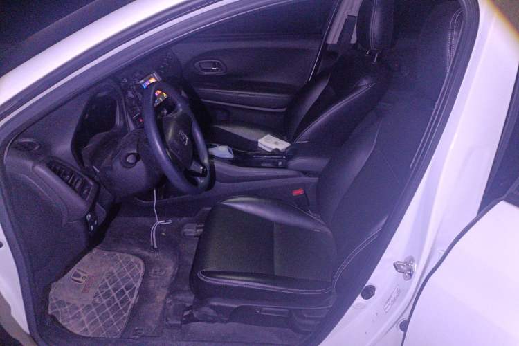 Used Honda Vezel 2022 1.5L CVT Elite Smart Edition
