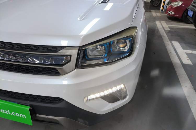 Used Changan CS75 2017 Shangkui Edition 1.5T Manual Fengxiang Model