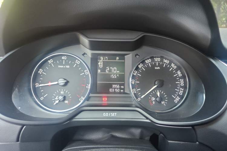 Used Skoda Octavia 2017 Classic Model 1.6L Automatic Comfort Edition Instrument Cluster