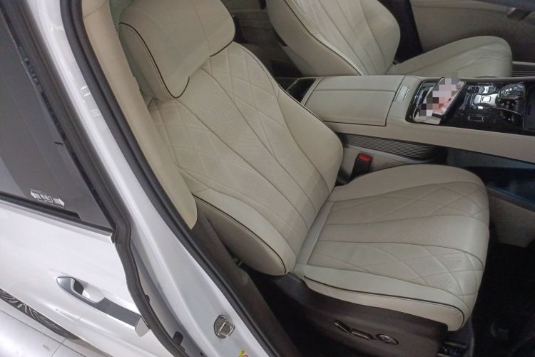 Used Denza D9 2024 DM-i 980 Four-Wheel Drive Flagship Model