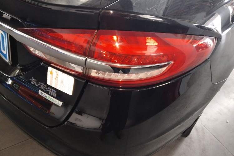 Used Ford Mondeo 2017 EcoBoost 180 Luxury Model
