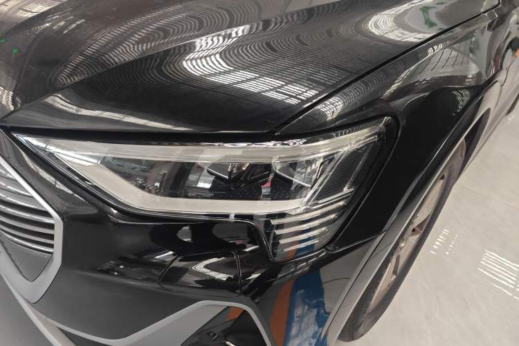 Used Audi e-tron 2021 50 quattro Luxury Edition
