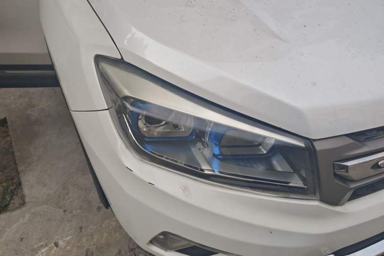 Used CHANGAN CS75 2014 1.8T Automatic Elite Model China IV Standard