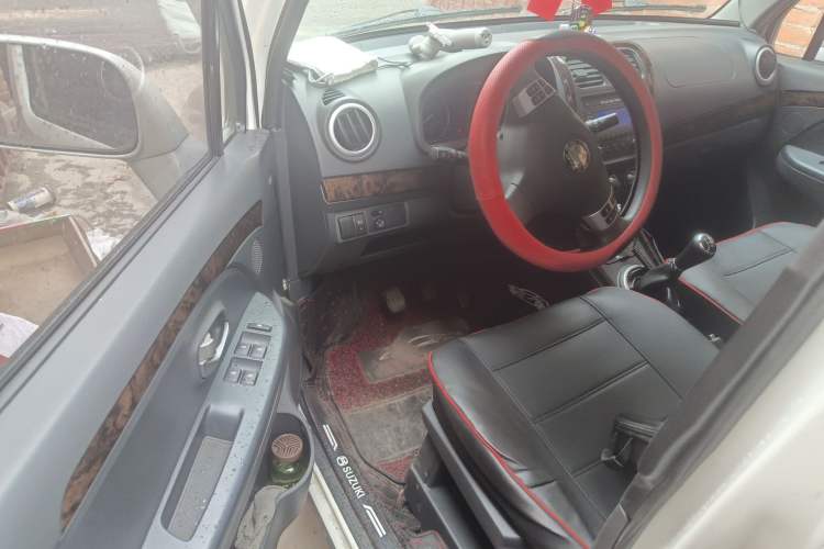 Used Suzuki Wagon R X5 2015 1.4L Cruise Model China IV Driver Seat