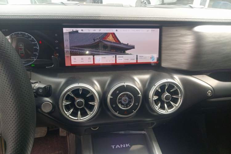 Used Tank 300 2021 Off-Road Edition 2.0T Challenger Audio And AC Panel