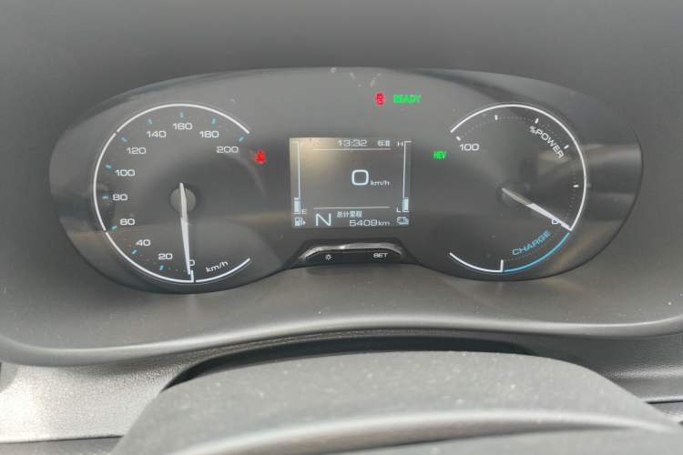 Used Wuling Hongguang New Energy 2025 Extended-Range Hybrid 50 km Standard Version Instrument Cluster