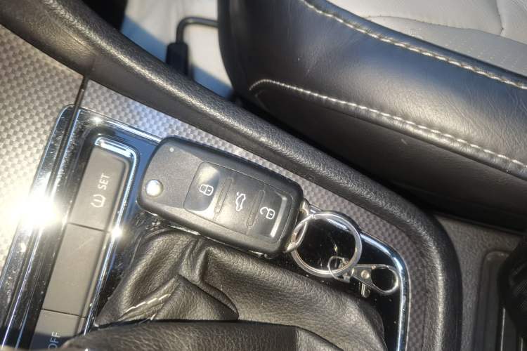 Used Volkswagen Cross Lavida 2014 1.4TSI DSG Vehicle Key