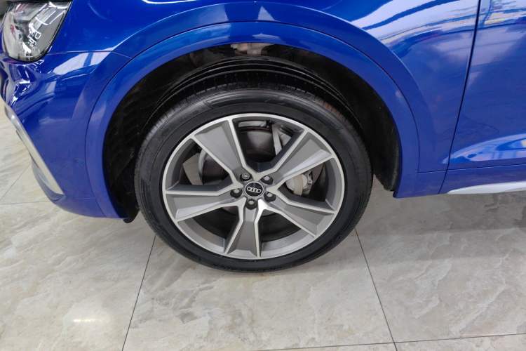 Used Audi Q5L 2021 45 TFSI Luxury Dynamic Edition Left Front Wheel Hub