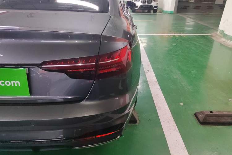 Used Audi A4L 2022 40 TFSI Luxury Dynamic Model
