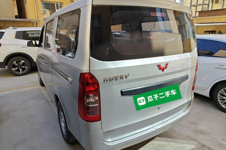 Used Wuling Rongguang V 2015 1.5L Practical Version