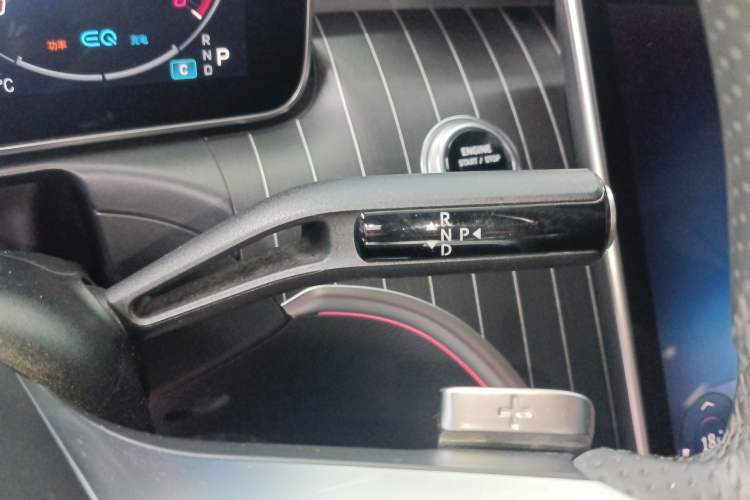 Used Mercedes-Benz C-Class 2022 C 260 L Sport Edition Gear Lever