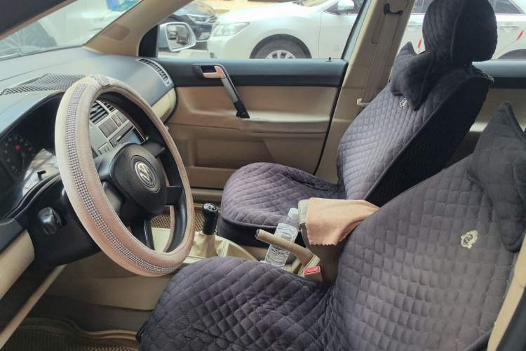 Used Volkswagen Polo 2007 Jingqing 1.4L Manual Fashion Edition
