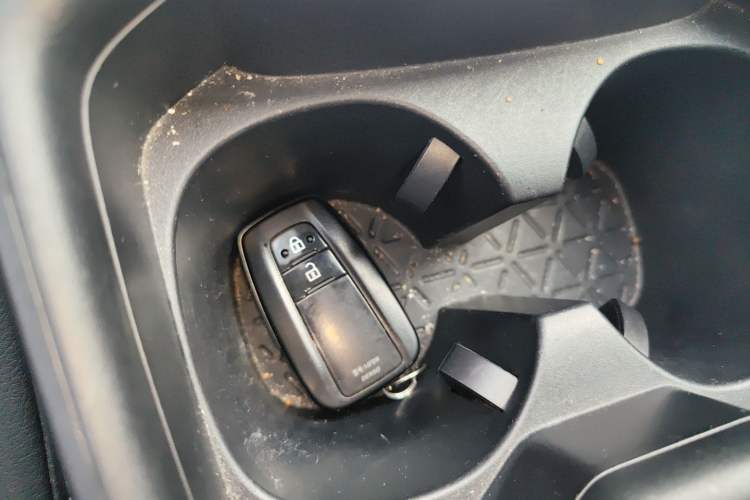 Used Toyota RAV4 2023 2.0L CVT Two-Wheel Drive Fashion Plus Edition Vehicle Key