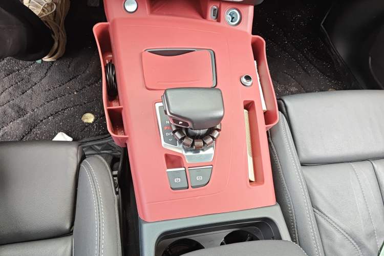 Used Audi Q5L 2022 40T Luxury Dynamic Model
