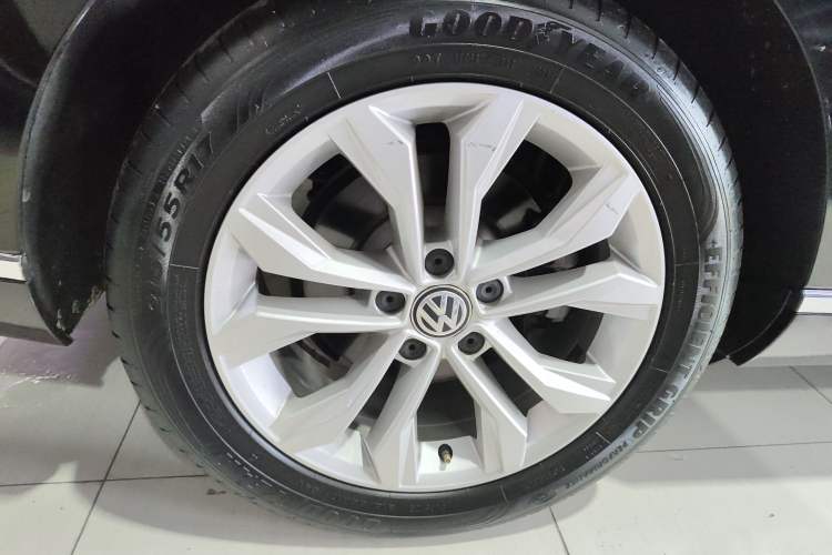 Used Volkswagen Magotan 2019 330TSI DSG Luxury Version China VI Standard
