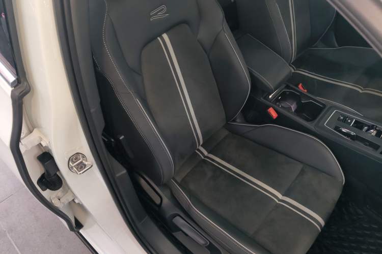 Used Volkswagen Golf 2021 280TSI DSG R-Line
