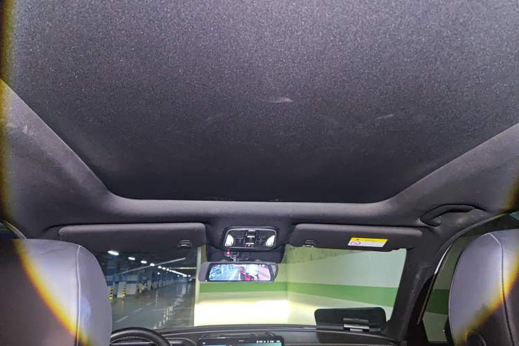 Used GAC Trumpchi GS8 2022 Flagship Series 2.0 TGDI Two-Wheel-Drive Prestige Edition (7 Seats) Headliner