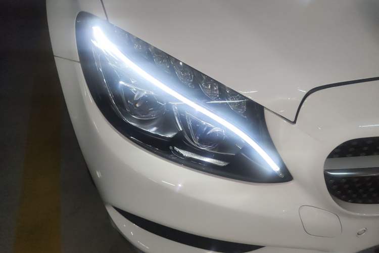 Used Mercedes-Benz C-Class 2017 C 200 4MATIC Coupe