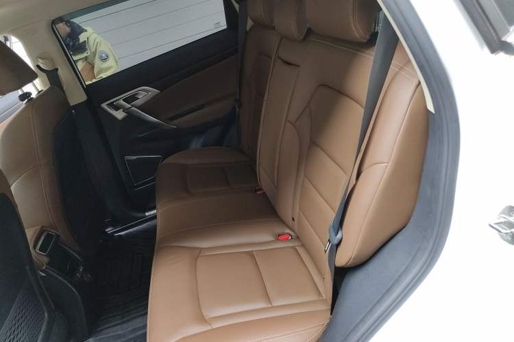 Used Geely Auto Emgrand X7 Sport 2016 1.8TD Automatic ZhiZun Version