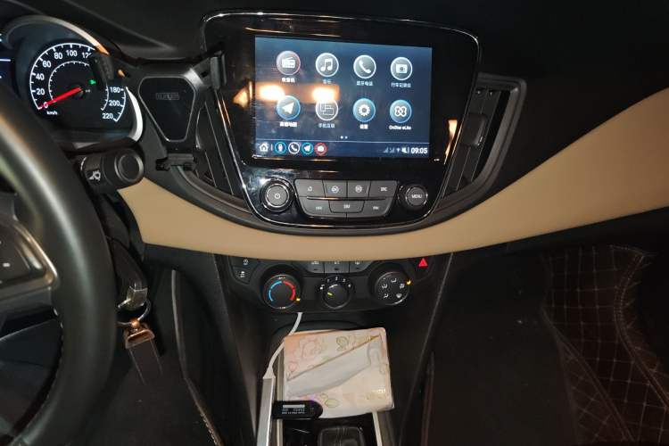 Used Chevrolet Monza 2021 320 Automatic Enjoyment Sunroof Edition