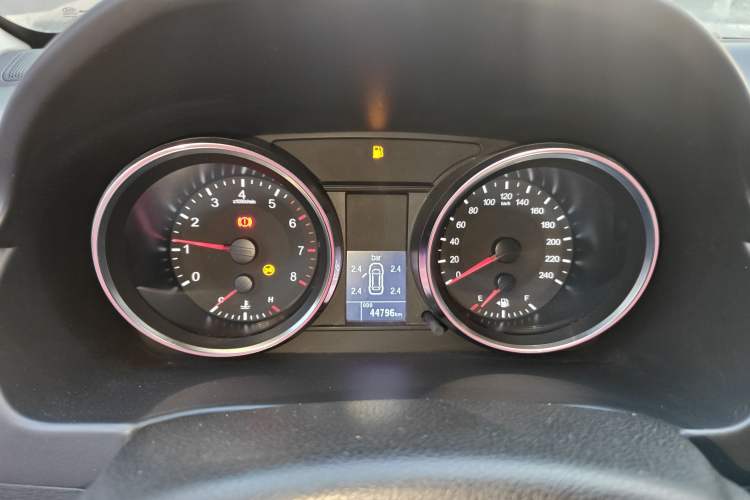 Used Haval M6 2018 1.5T Manual Two-Wheel Drive Elite Model Instrument Cluster