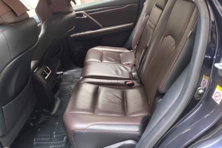 Used Lexus RX 2016 300 Two-Wheel Drive Comfort Edition China V Standard Left Rear Seat