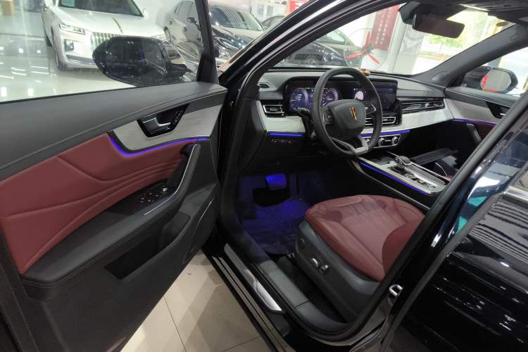 Used Hongqi HS5 2025 2.0T Two-Wheel-Drive Xuan Ying Edition