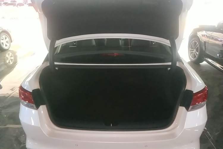 Used Kia K5 2016 1.6T Automatic LUX