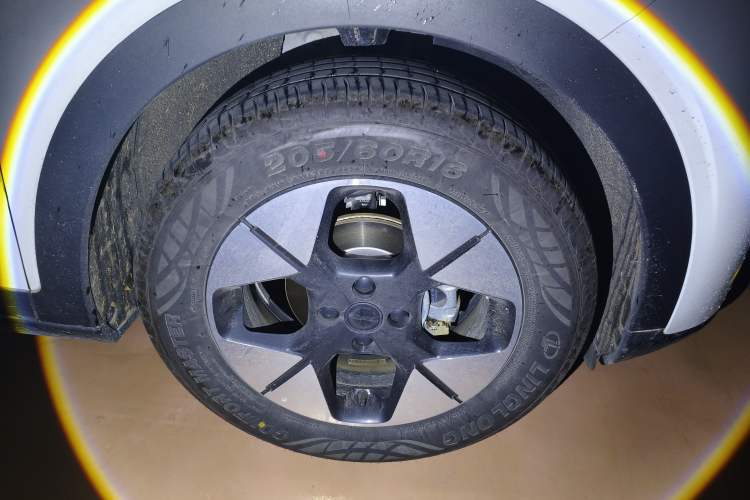 Used Geely Galaxy Geome 2025 310km Dream Edition Right Front Wheel Hub