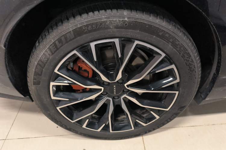 Used Zeekr 7X 2025 75 kWh Rear-Wheel Drive Intelligent Driving Version
