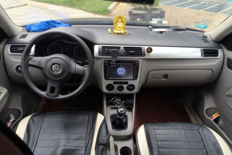 Used Volkswagen Bora 2011 1.6L Manual Fashion Edition
