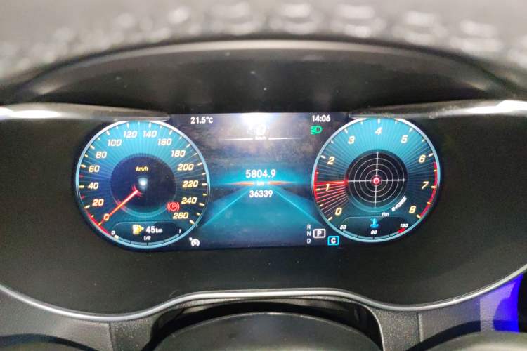 Used Mercedes-Benz GLC Coupe 2020 GLC 260 4MATIC Coupe SUV Instrument Cluster