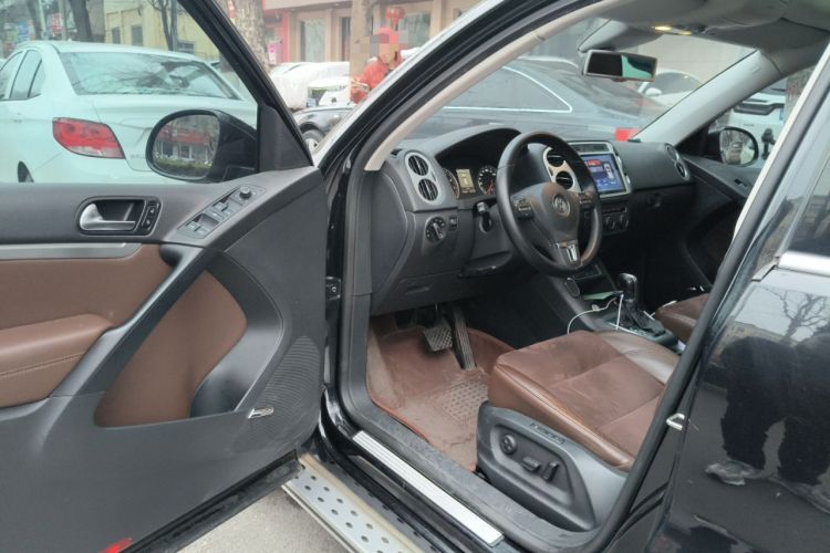 Used Volkswagen Tiguan 2013 2.0 TSI Automatic All-Wheel-Drive Flagship Edition