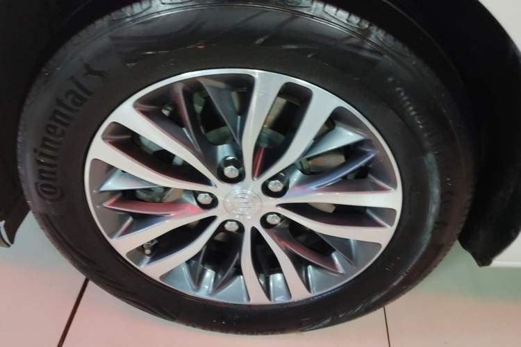 Used Buick GL8 2021 ES Land Cruiser 653T Luxury Edition
