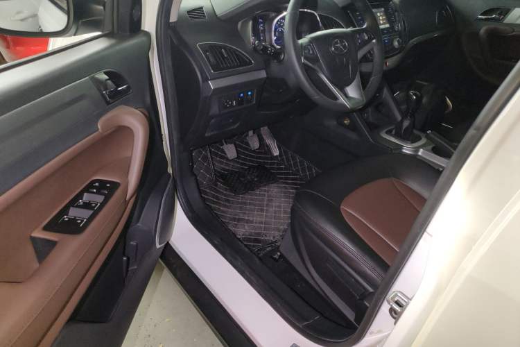 Used JAC Refine S5 2015 1.5T Manual Luxury Sport Edition
