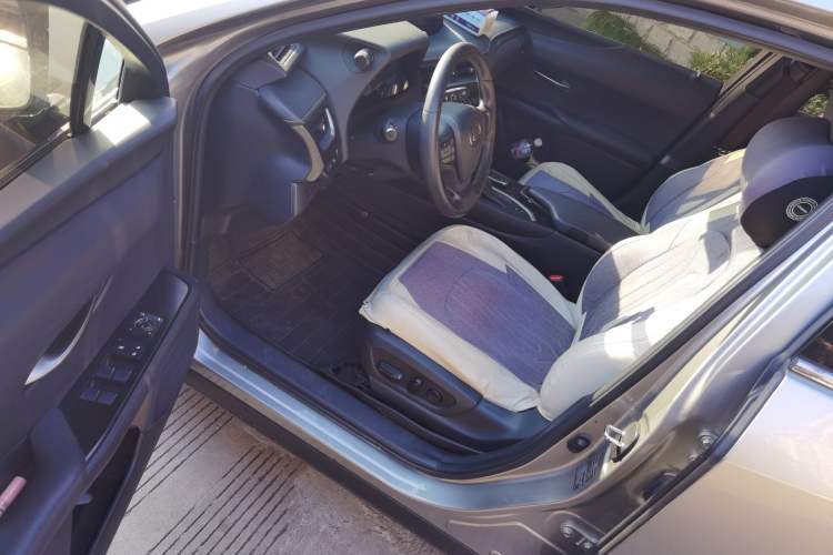 Used Lexus UX 2019 260h Explore-Edition China V Standard